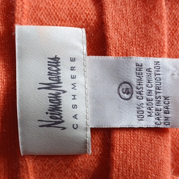 Neiman Marcus Cashmere Cutout Tunic- Sz. Sm - Picture 8 of 9